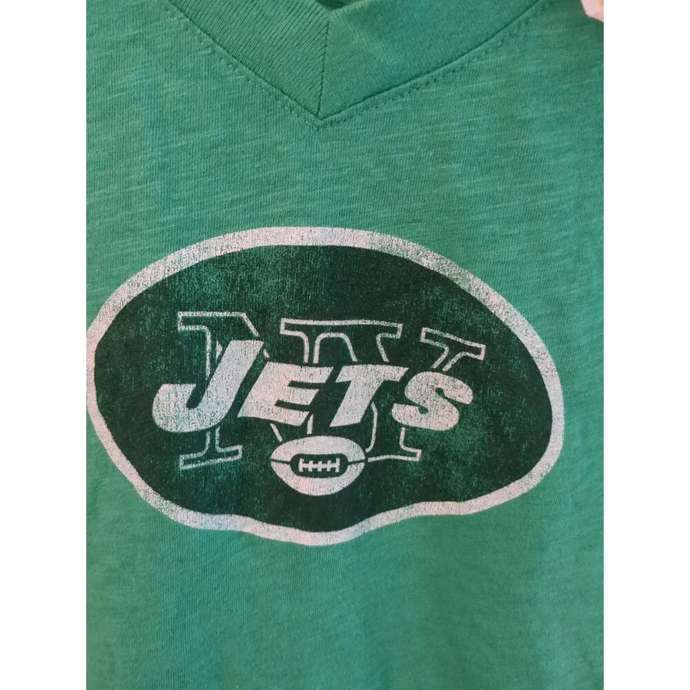 NWT Ladies M Retro Sport NY Jets NFL V Neck T-Shirt